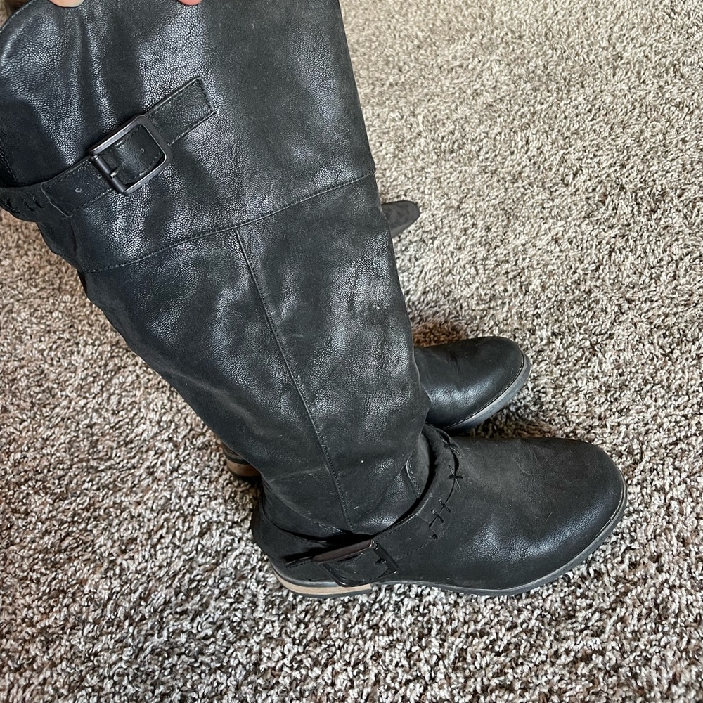 Torrid size 8 black riding boots